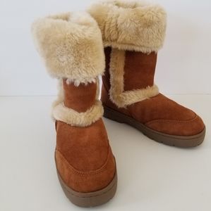 Style & Co snow boots size 6
